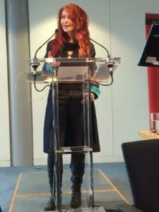 Roz Morris at the lectern