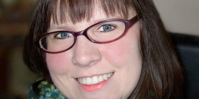 Samantha Warren headshot