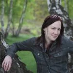 Head and shoulders photo of Chrissie Parker, indie author