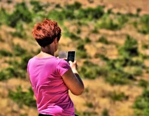 Smartphones answering the e-book revolution