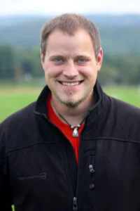 Headshot of Nathan Roten