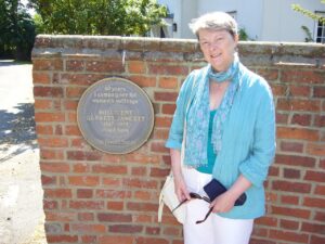 Photo of Lucienne Boyce by historic blue plaque