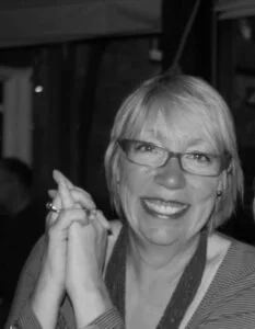 headshot of Clare Flynn