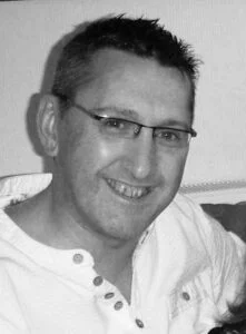 Headshot of Stuart Reid