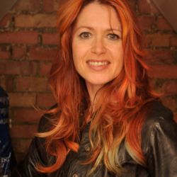 Headshot Of Roz Morris