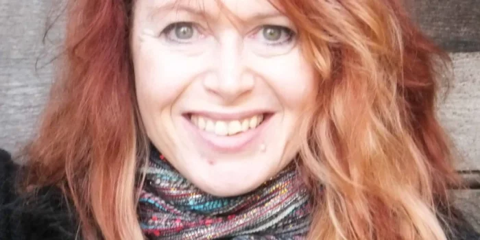 Photo of Roz Morris head and shoulders